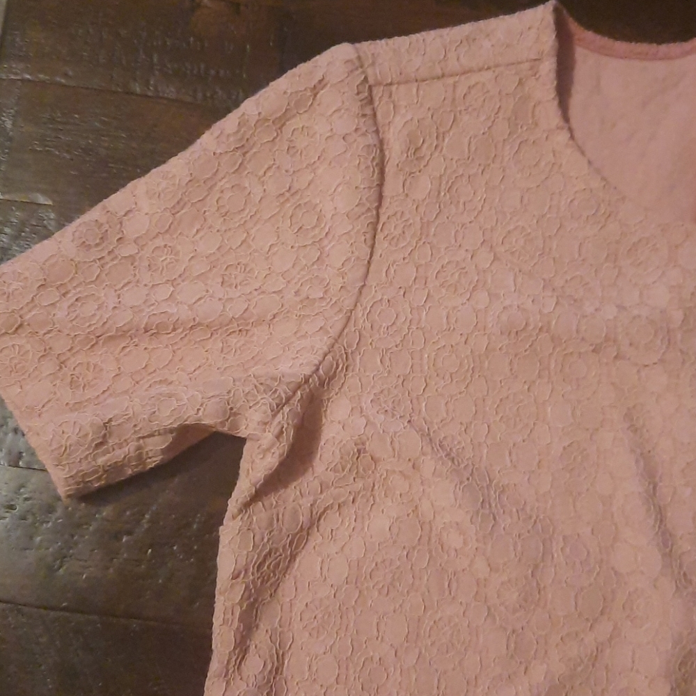 Pink blouse - Picture 3 of 8